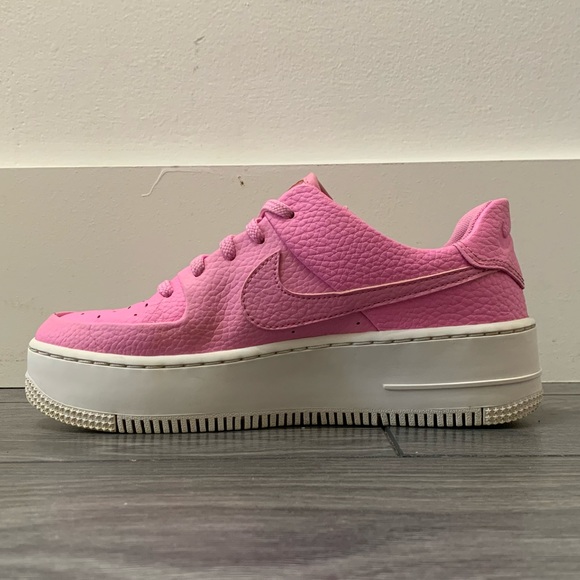 Air Force 1 Sage Low - Picture 5 of 8